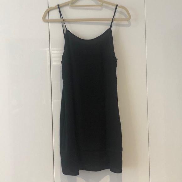 ♥️ Alice + Olivia black slip - New no tags/label - Picture 5 of 11